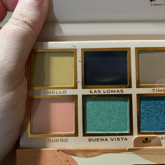 Stunning blue/green/neutral ocean vacation vibes eyeshadow palette - Picture 12 of 12